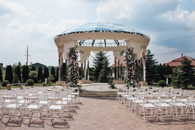 Celebrity Wedding Venues: The World’s Most Luxurious Places Where Stars Say “I Do”